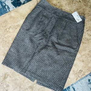 NWT Rare Liz Claiborne Wool Tweed Black and White Pencil Skirt Size 6